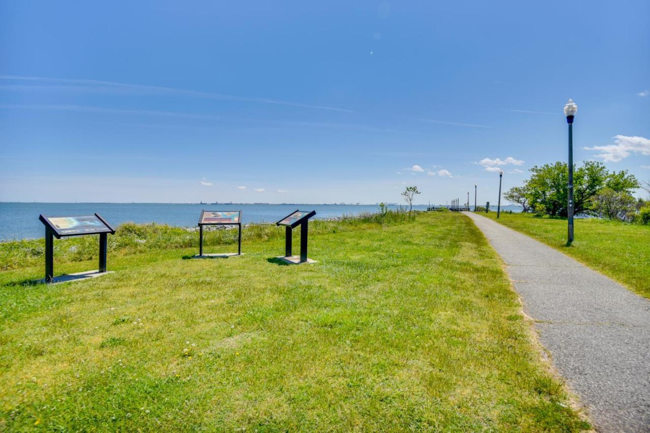 Charming Newport News Cottage Less Than 1 Mi To Ocean! هامبتون المظهر الخارجي الصورة